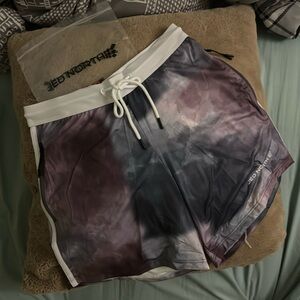 NWT Jed North Ace Graphic Casual 5" Shorts size SMALL (29-31)